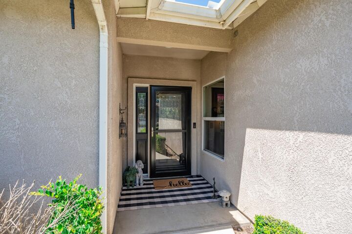 Property Photo:  1980 Academy Avenue  CA 93274 