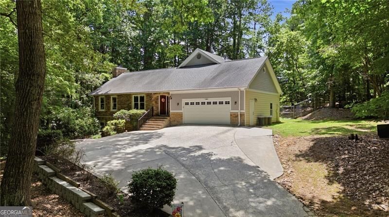 Property Photo: 5855 Wills Lake Road GA 30040