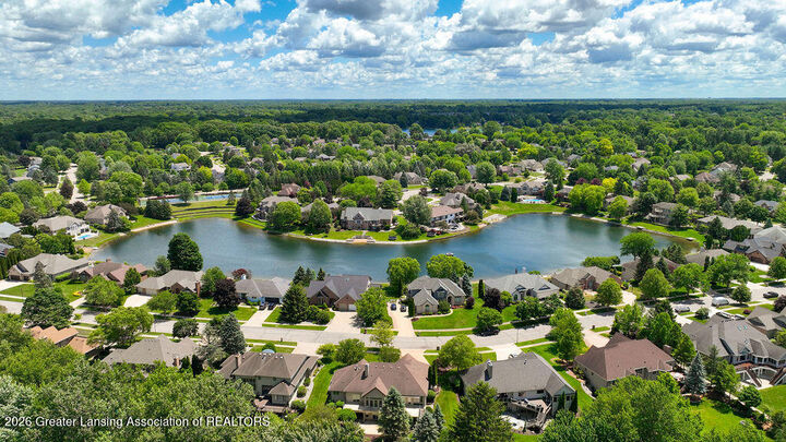 Property Photo:  404 W Spring Meadows Lane  MI 48820 