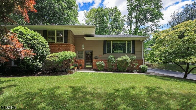 Property Photo:  2650 Mountain Ave  NJ 07076 