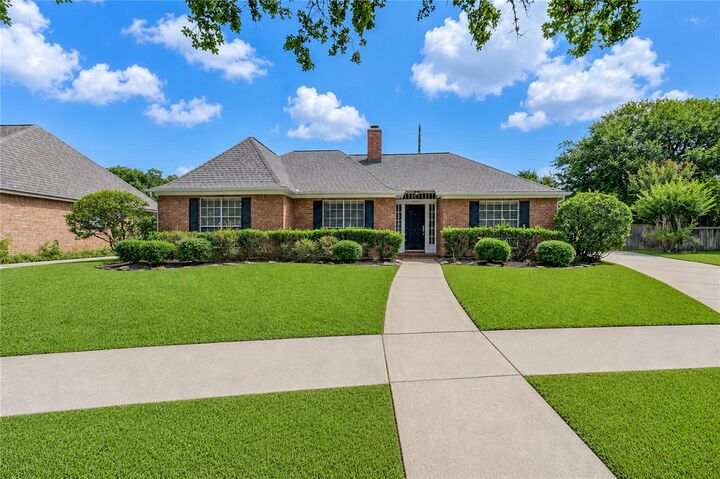 Property Photo: 3735 Adonia Place TX 77479