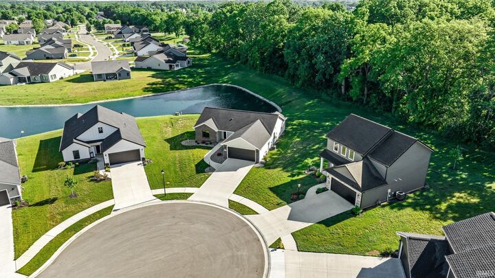 Property Photo:  1114 Herdsman Boulevard  IN 46748 