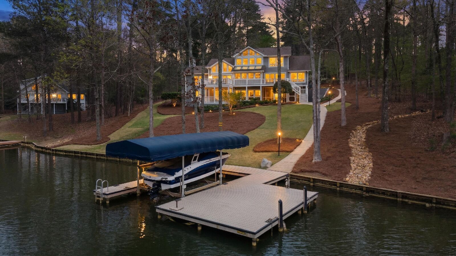 Property Photo: 1140 Old Rock Road GA 30642