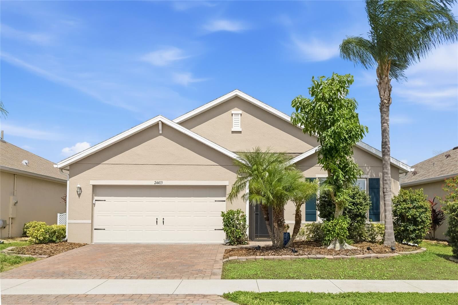 Property Photo:  24413 Bandoni Place  FL 34293 
