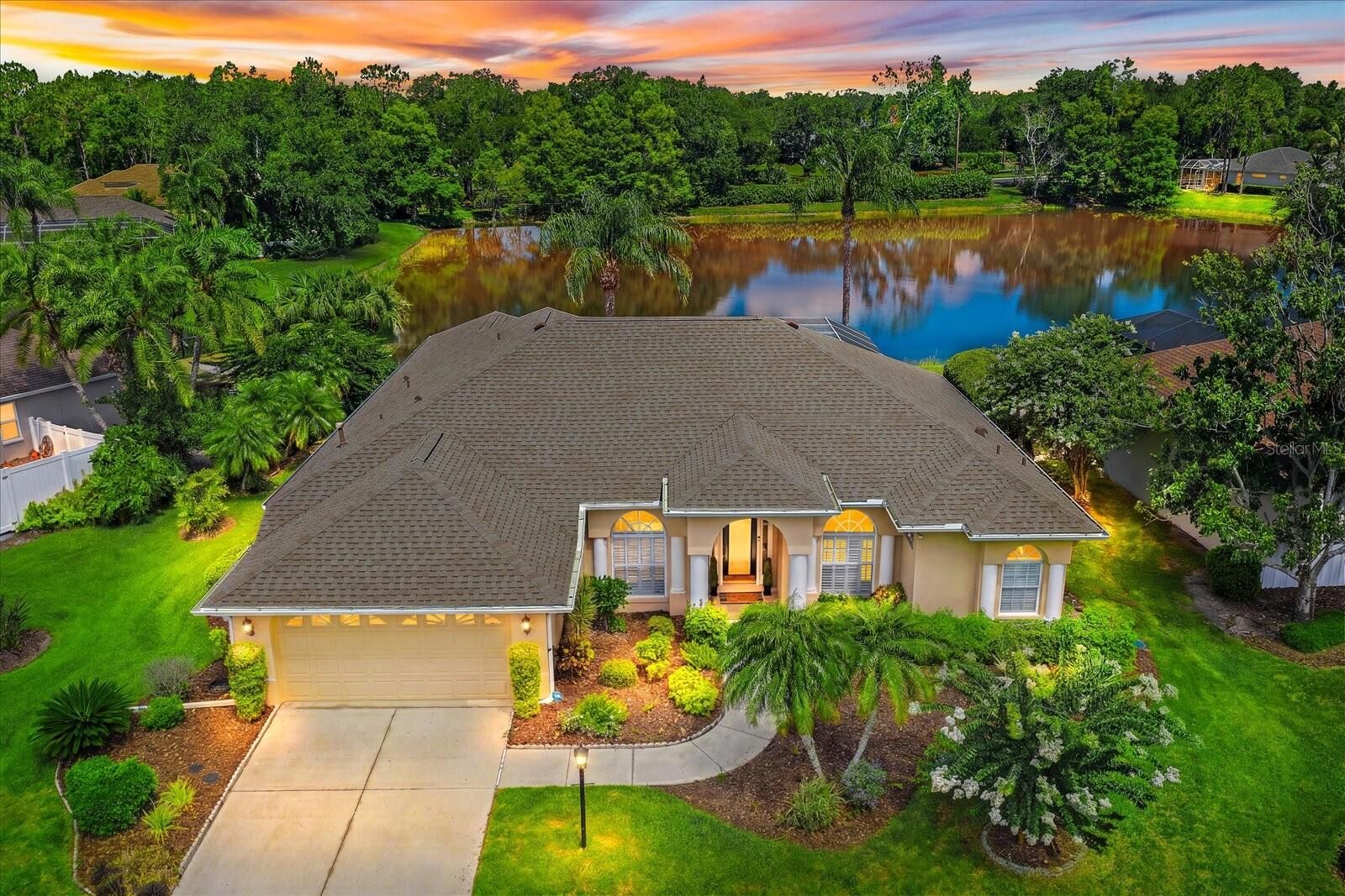 Property Photo: 11909 Summer Meadow Drive FL 34202