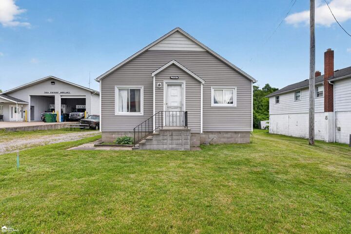 Property Photo:  7514 S Saginaw Street  MI 48460-9698 