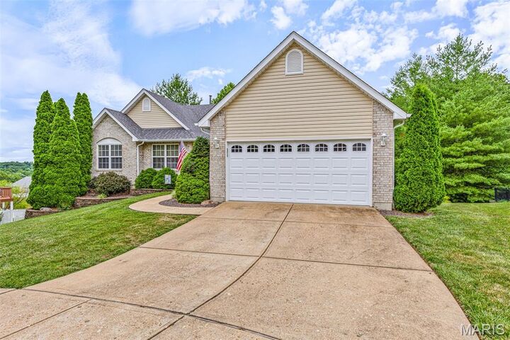Property Photo: 5158 Georgine Drive MO 63052