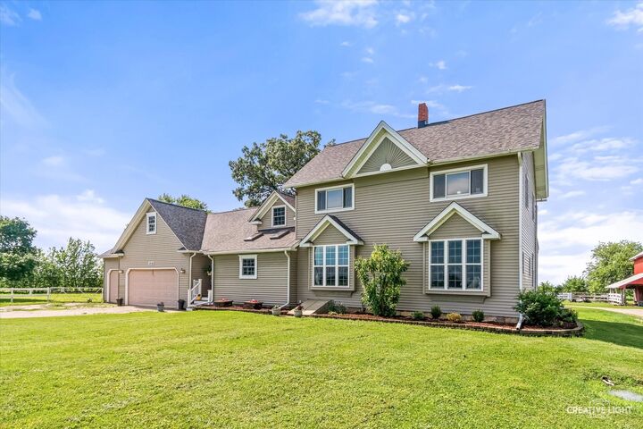 Property Photo: 2038 N 43rd Road IL 60531