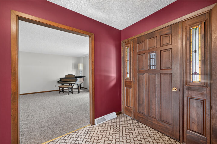 Property Photo: 113 Ebbesen Street IL 60115