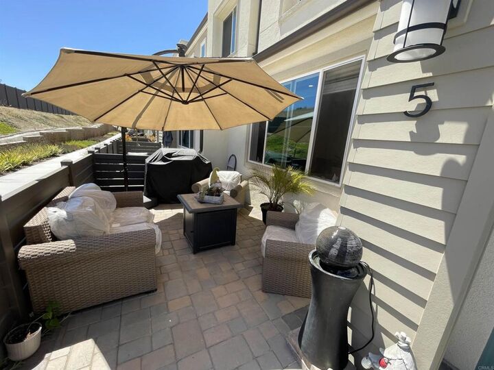 Property Photo: 766 Makani Street 5 CA 91911