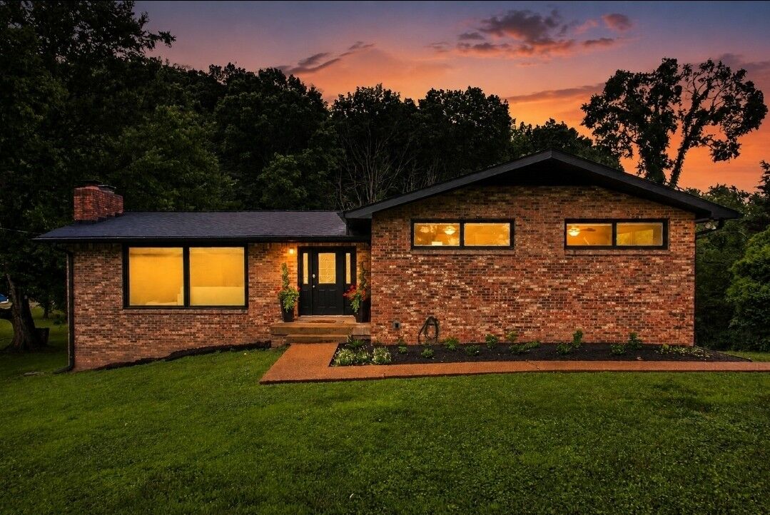 Property Photo: 9077 Old Charlotte Pike TN 37143