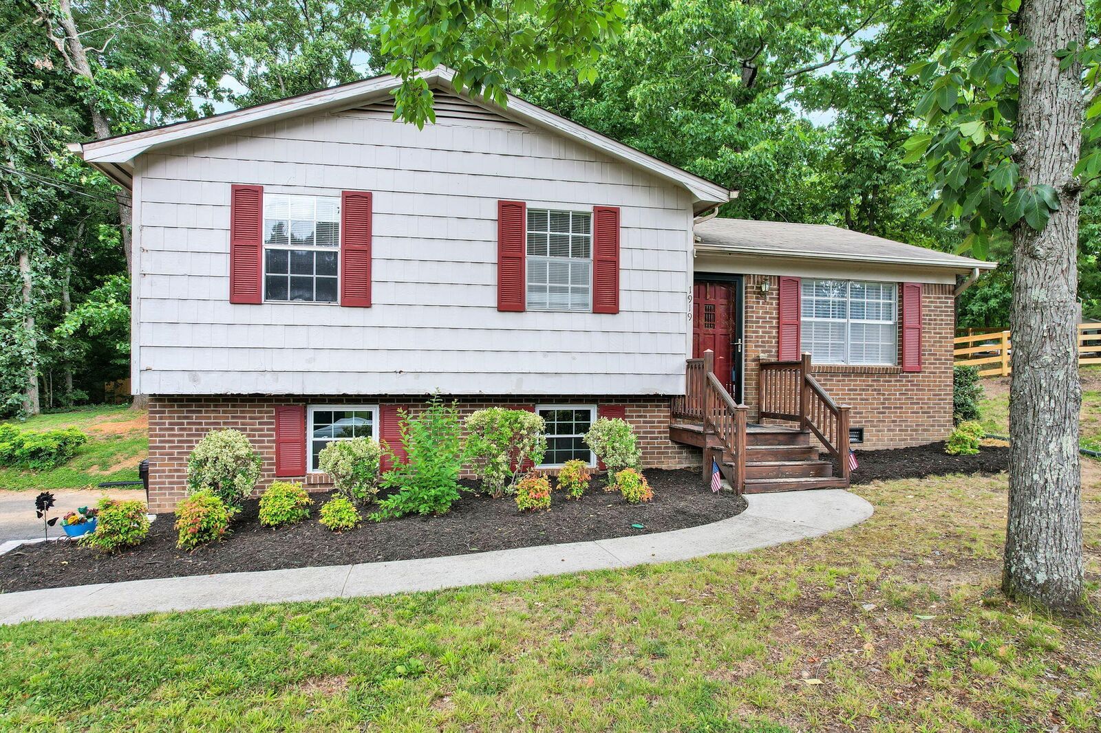 Property Photo:  1919 Rolling Brook Drive NE  TN 37323 