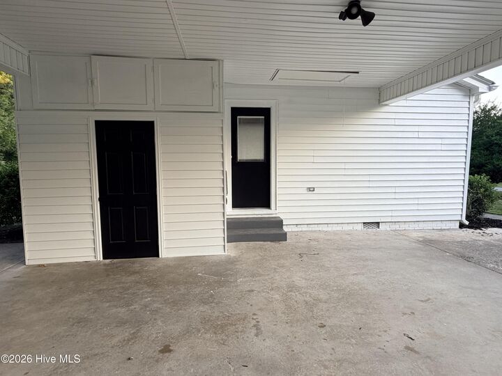 Property Photo:  1806 N Friendly Road  NC 27530 
