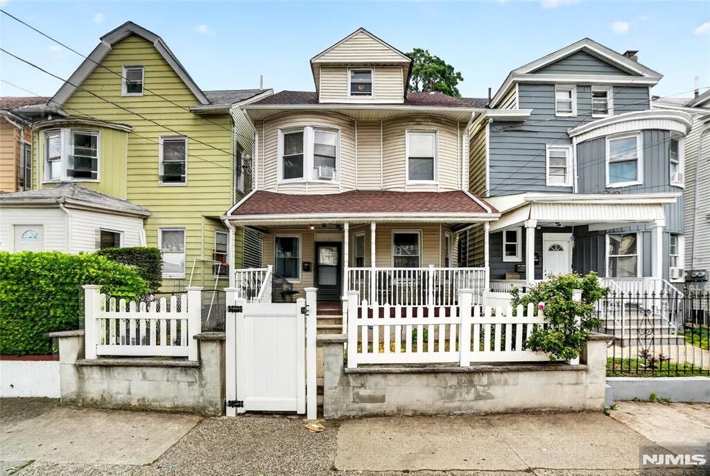 Property Photo:  630 Madison Avenue  NJ 07514 