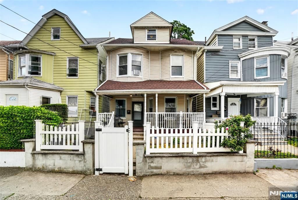 Property Photo:  630 Madison Avenue  NJ 07514 