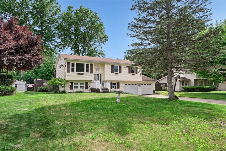 Property Photo:  4633 Barrington Drive  OH 44515 
