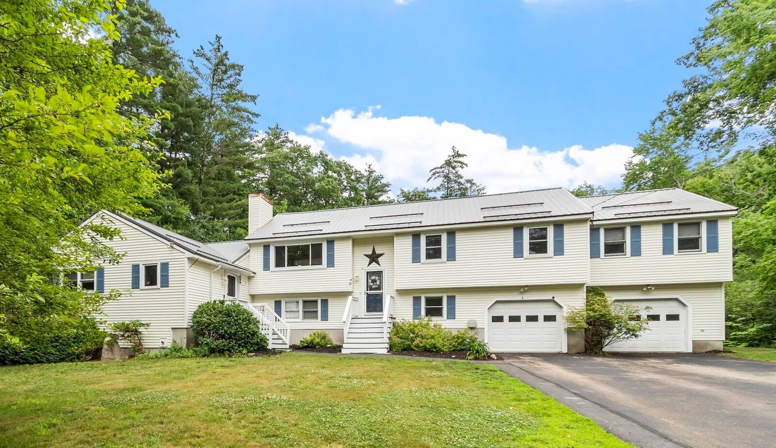 Property Photo:  113 Newton Road  NH 03865 