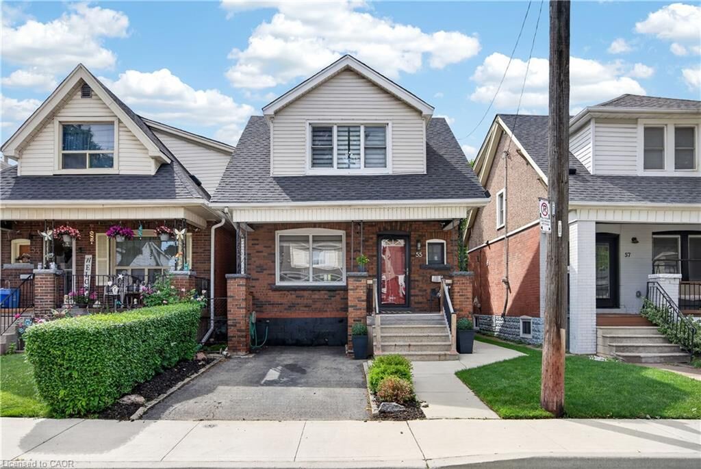 Property Photo:  55 Cameron Avenue N  ON L8H 4Z1 