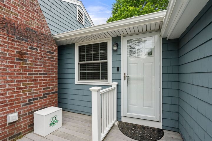 Property Photo:  123 Oak Street  MA 02090 