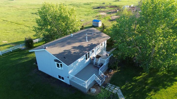 Property Photo: 50025 Twp Rd 733A Road AB T0H 3C0