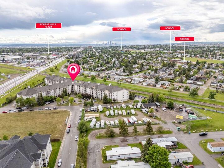 Property Photo: 1717 60 Street SE 146 AB T2A 7Y7