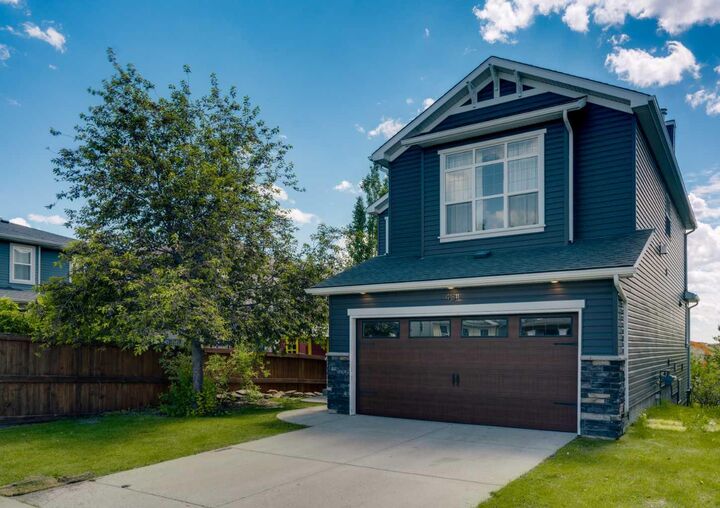 Property Photo: 438 Sagewood Park SW AB T4B 3A9