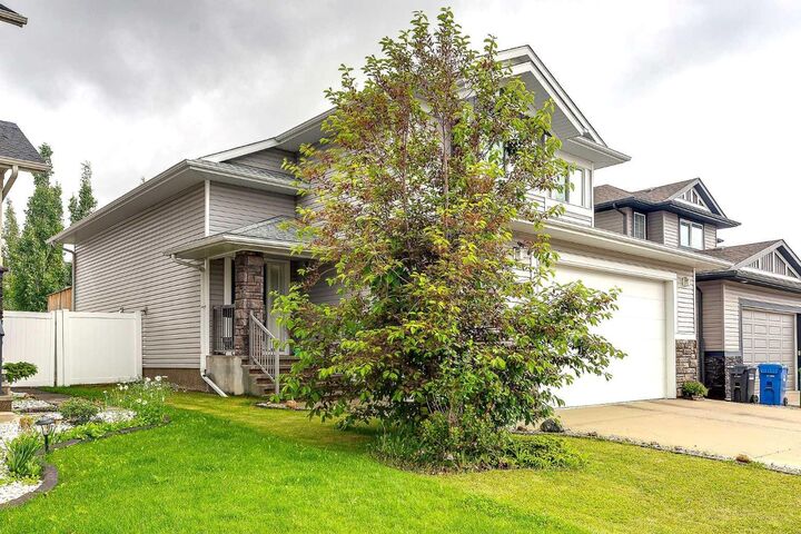 Property Photo: 25 Caribou Crescent AB T4P 0T5