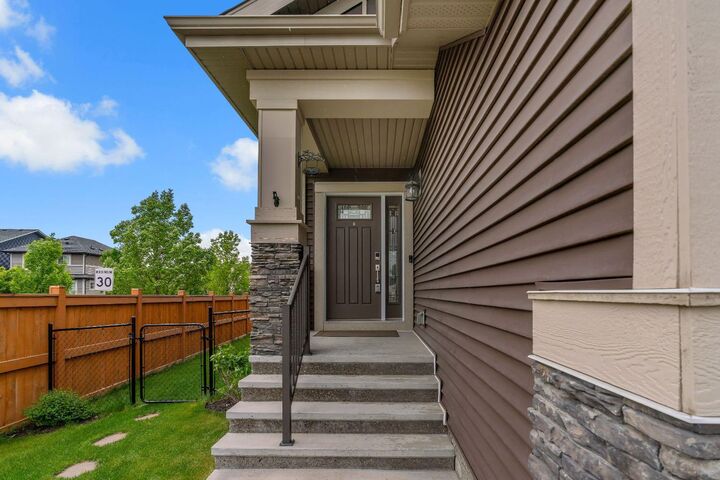 Property Photo:  369 Clydesdale Way  AB T4C 0X2 