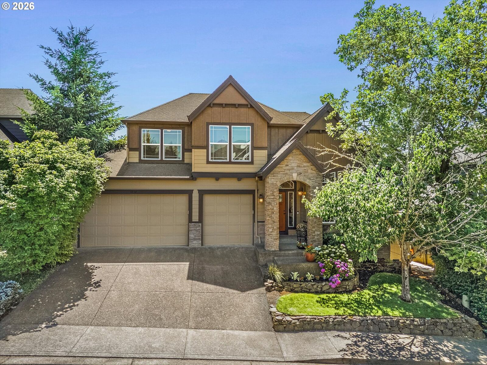 Property Photo:  5214 N Wedgewood Loop  OR 97132 