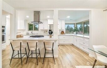Property Photo: 8802 Del Campo Drive WA 98208