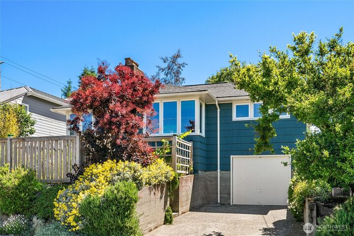 Property Photo: 9248 3rd Avenue NW WA 98117