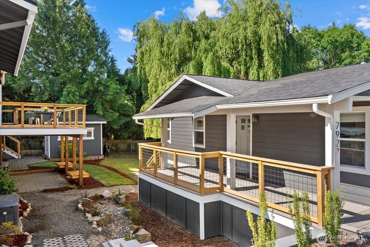 Property Photo: 13115 80th Avenue NE WA 98034