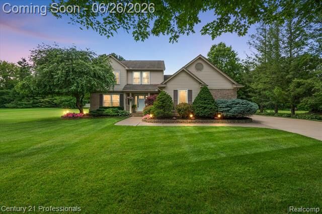 Property Photo:  4683 Fox Chase Drive  MI 48383 