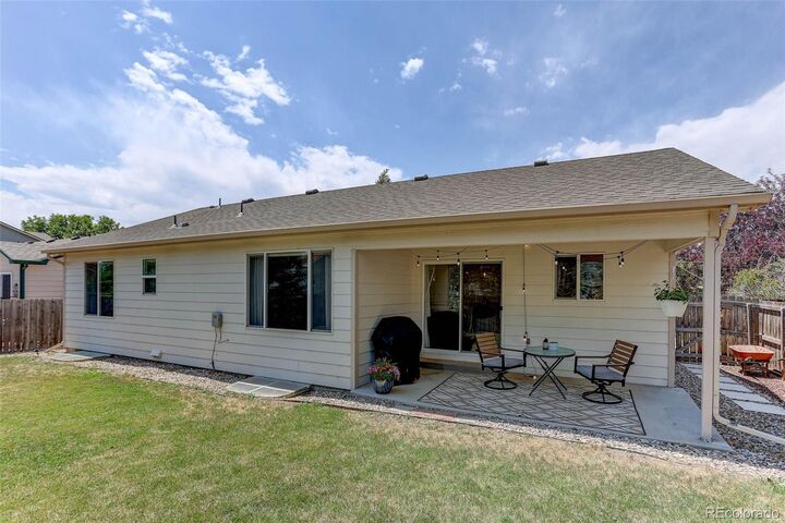 Property Photo:  8466 Keenland Way  CO 80549 