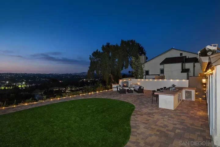Property Photo: 1041 Calle Mesita CA 91902