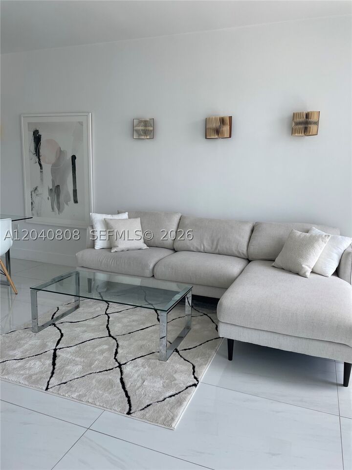 Property Photo: 244 Biscayne Blvd 2005 FL 33132