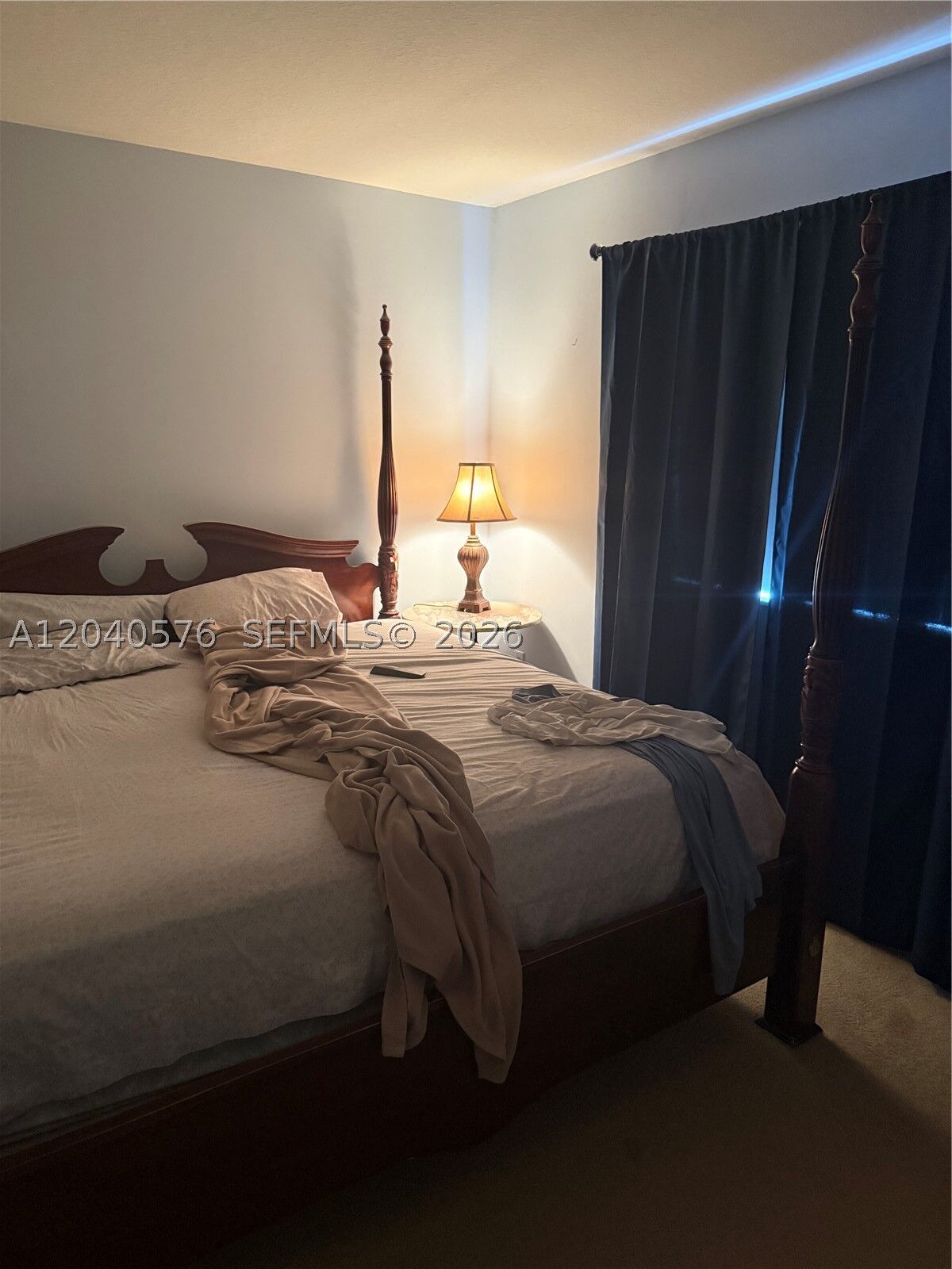 Property Photo: 5943 SW 162nd Pl FL 33193