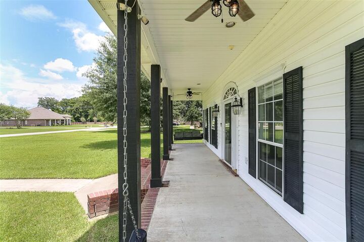 Property Photo: 1647 Hollow Cove Lane LA 70611