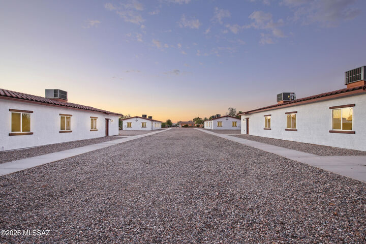 Property Photo: 370 E Corona Road AZ 85756
