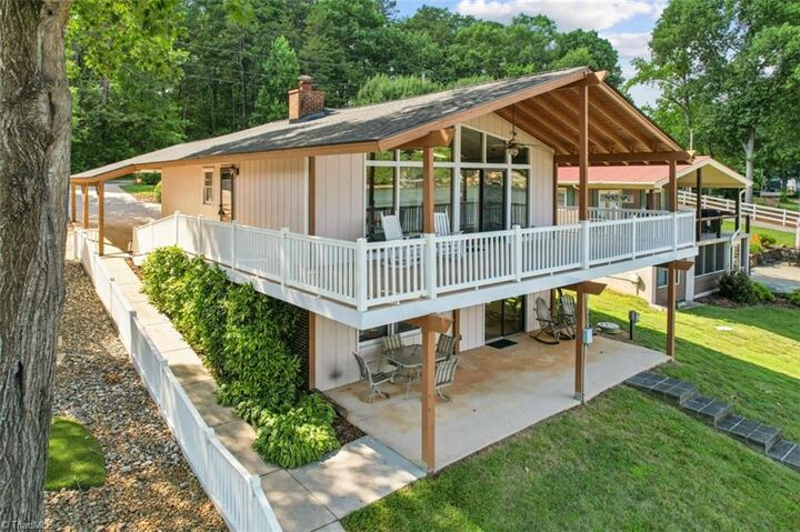 Property Photo:  918 Pinehaven Drive  NC 28127 