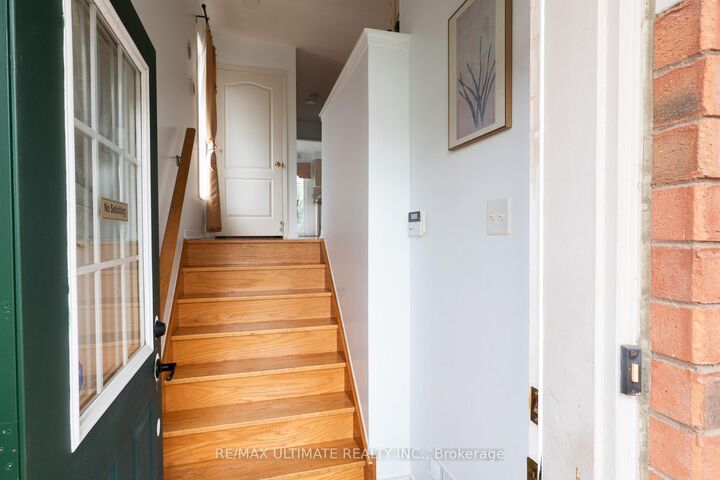 Property Photo: 4950 Albina Way 72 ON L4Z 4J7