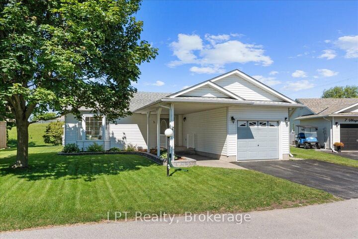 Property Photo:  5 Niagara Trail  ON L1B 1A2 