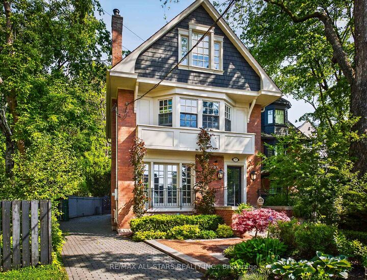 Property Photo: 30 Edgewood Crescent ON M4W 3A9