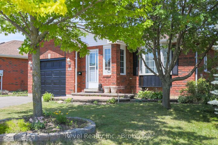Property Photo: 332 Mary Street W ON K9V 5X5