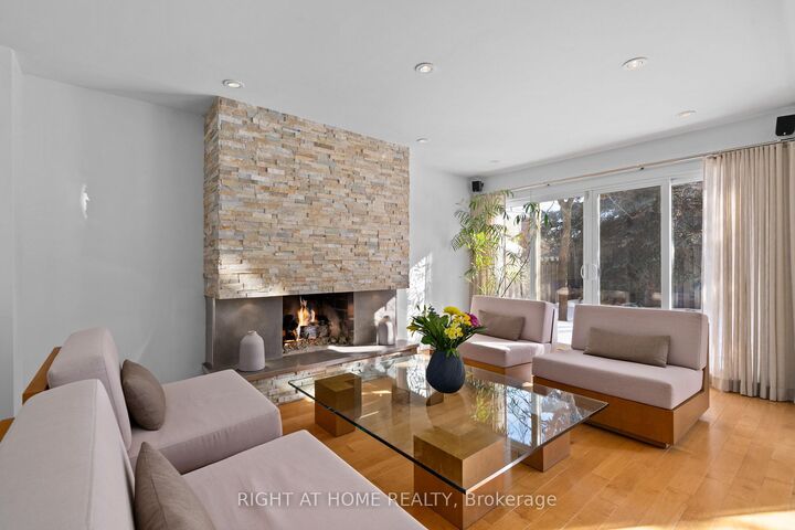 Property Photo: 54 London Road ON L3Y 6A2