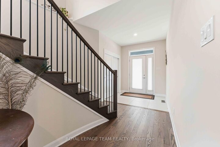 Property Photo:  332 Elsie Macgill Walk  ON K2W 0K7 