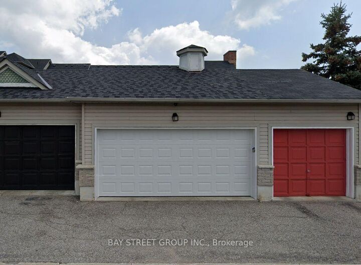 Property Photo: 122 Walkerville Road ON L6B 1B6