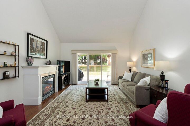 Property Photo: 52 Oasis Way ON L6E 0B6