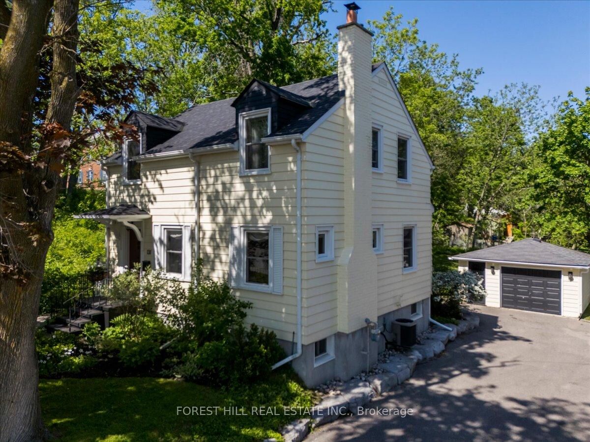 Property Photo:  131 Toronto Street  ON L4N 1V3 