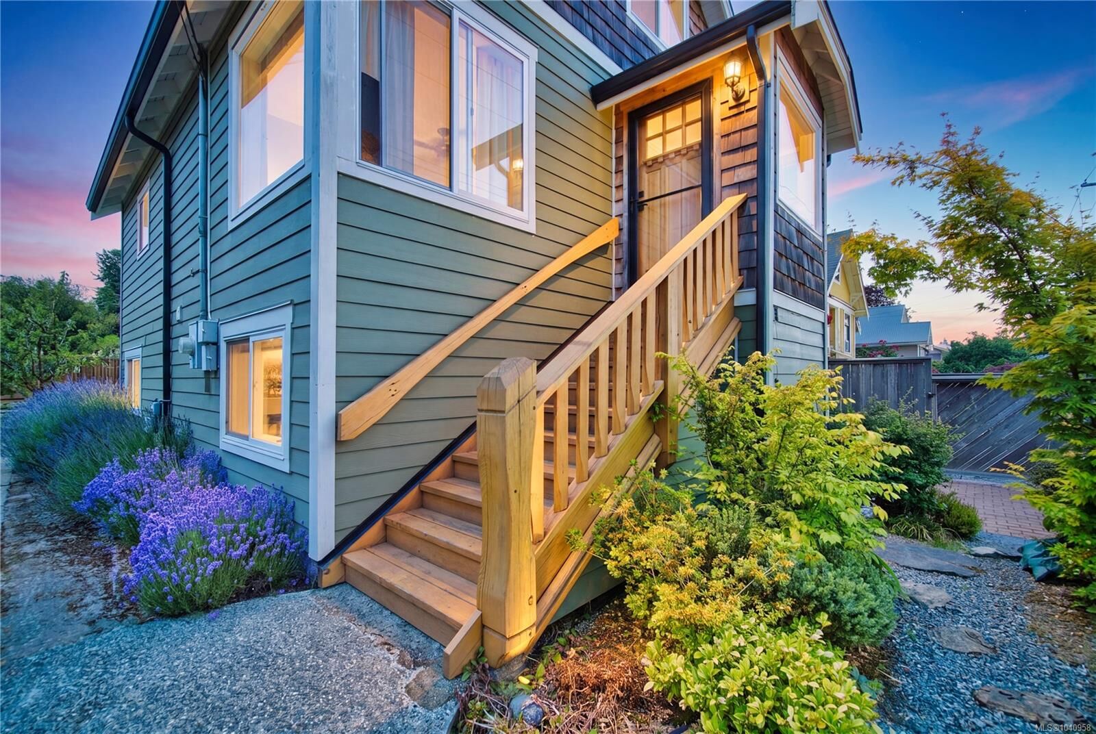 Property Photo:  726 Haliburton St  BC V9R 4W7 